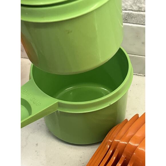 VTG Tupperware Nesting Cups, Caddy, Grapefruit Knives, Cake Server, Corn Butter - Picture 10 of 14